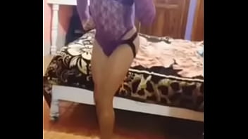Preview 1 of Womem Sex Dog - Tranny Guatemala
