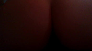 Preview 1 of Ubutt Woman - Sentada da esposa