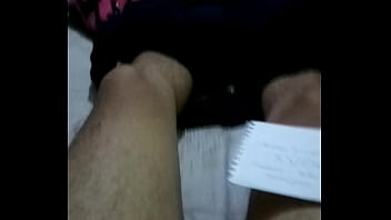 Preview 1 of Eroto - Amigo gay masturbandose : El inicio xxx gay