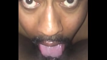 Preview 2 of Fake Perawan - Eating some pussy up close