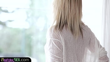 Preview 1 of Public Risky Blowjob - Glamcore girlfriend pounded from behind