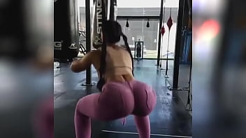 Preview 4 of Youn Girl Old - Chica en leggins