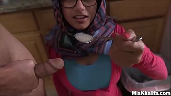 Preview 4 of Whife Sistter Imlaw - MIA KHALIFA - Pretty Arab Woman Taking It Doggystyle From Sean Lawless