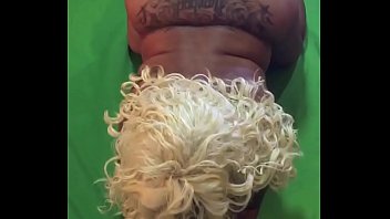 Preview 3 of Bisexual Women Sex - Shelow Shaq Paquete D