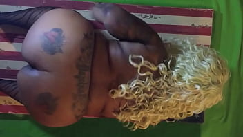 Preview 1 of Indin Mom And Sun Xxx - Bust Down Barbiana !!!!!