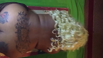 Preview 4 of Indin Mom And Sun Xxx - Bust Down Barbiana !!!!!