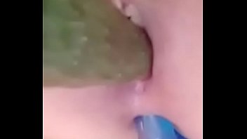 Preview 3 of Bikjl Xxx - 风骚丰满漂亮御姐主播穿着开档丝袜大力插穴自慰 逼逼水多 表情也很淫荡