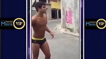 Preview 2 of Busty Mafia - Fazendo embaixadinha de sunga na rua