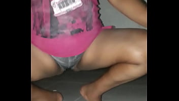 Preview 4 of Www Malaysia Pron - Esposa b. apos a balada
