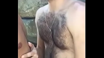 Preview 1 of Very Very Sexy Mms - Foda na praia com peludo