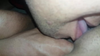 Preview 3 of Provocando O Resultado Avi - Chupando uma bucetinha bem devagarinho