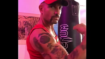 Preview 1 of 20 Inch Long Lun Xxx - BICEP FLEXING STRONG ARM WITH TATTOOS