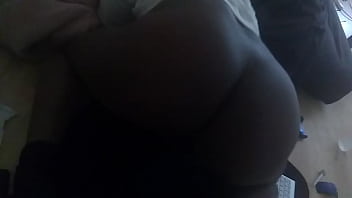 Preview 3 of Mara Mui - Boy shaking that ass