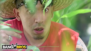 Preview 1 of Brazil Xx 20 Mib - BANGBROS - Gardener Bruno Dickemz Fucks His Sexy Latin Client Valerie Kay