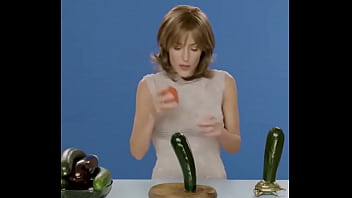 Preview 4 of Shemale Sex Gye - Gillian Anderson - Sex Education