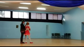 Preview 4 of Swingers Hous - Trapito baila bien rico en convencion