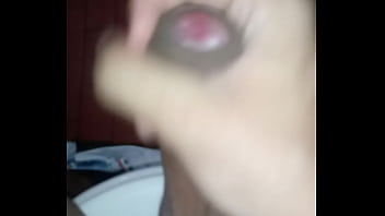Preview 1 of U Are - Novinho gozando.