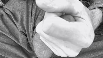 Preview 1 of Kayden Cross Solo - Xvid Six