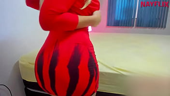 Preview 1 of Beef Sil Pek - Nayara pronta para a balada batendo siririca sem calcinha