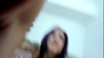 Preview 1 of And Check - Colombiana Alessa Frost en su web cam con dildo y super orgasmo