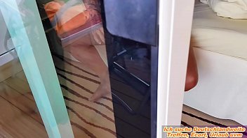 Preview 1 of Groe Schwnze - MEGA GESICHTBESAMUNG MIT BRILLE BEI DEUTSCHER TATTOO BIG TITS MILF