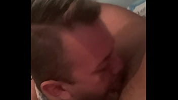 Preview 3 of Hijra Sex Hijra - Continuo chupando o Lucas casado gostoso ele sempre vem