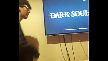 Preview 2 of Black Ass Moms - otaku en celo se emociona por jugar dark souls