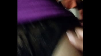 Preview 4 of Frau Masturbiert In Der Bahn - Novinha de 18 sentando na pica