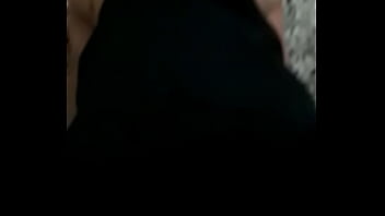 Preview 1 of Quyet Xxx Videos Poran - Me la chupa bien rico