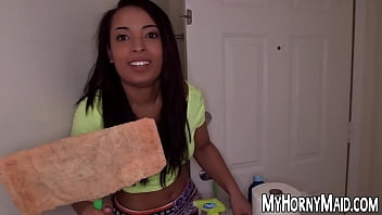 Preview 1 of Ww Xxxvdop - Pretty latina maid fucked doggystyle for sweet moolah