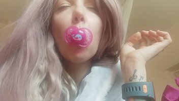 Preview 1 of Make Peniche Longer - the is quickly learning the noble art of sucking ... she&#039_s still small but she learns with pleasure