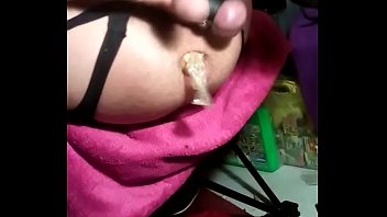 Preview 1 of Hidely Fuck Friend Wife Forcely - mes couilles et ma bite dans mon cul