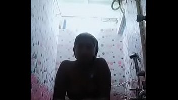 Preview 3 of Mallu Sajini Xxx 3gp Tube - Swathi naidu sexy and nude bath part-4