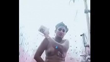 Preview 1 of Mallu Sajini Xxx 3gp Tube - Swathi naidu sexy and nude bath part-4
