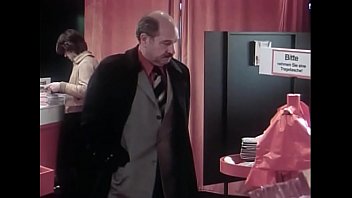 Preview 2 of Tamilanda Sex - Happy Holidays - Retro Porn 1978