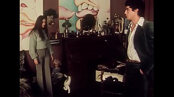 Preview 4 of Tamilanda Sex - Happy Holidays - Retro Porn 1978