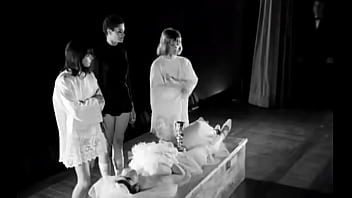Preview 4 of Film Bokep Japan Have Story - le vioul du vampire - ceremony