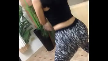 Preview 2 of Alluarjun Sex Com - facebook: Samantha fernanda    moviendo el culito