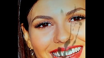 Preview 4 of Black Squirters - Victoria Justice Tribute