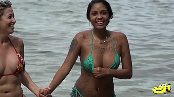 Preview 4 of Pakistan Xxx New Kapal - Flagra na Praia - Hellen Eloa - Mirella Mansur - El Toro de Oro - Paty Bumbum