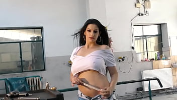 Preview 3 of Cum Best - bitch slut bigass bigtits in short nasty latina