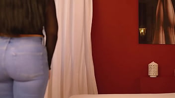 Preview 2 of Siri Swap With Brother - culona en jeans latina bigass big boobs pawg chubby