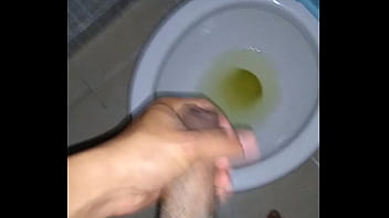 Preview 1 of Hot Prom Kalo Gada - Me masturbo