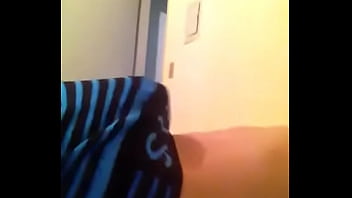 Preview 3 of Gangbang Bosia - Novinho gostoso mostrando o volume