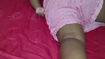 Preview 1 of Debating Chudai Hd Me - Metendo plug anal no cuzinho da tia crente evang&eacute_lica da ccb