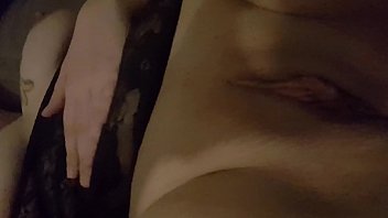 Preview 3 of Jouis En Moi - Amateur uk milf showing shaven pussy