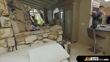 Preview 1 of Wwwlxx Video - My petite stepsister can suck cock like a pro slut