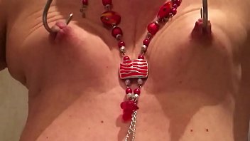Preview 3 of Xxxwwwwzz - Titts strechtching