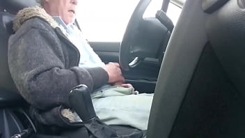 Preview 2 of As Filhos Do Meu Irmo - Norwegian in the car oct. 2017