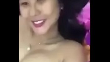 Preview 4 of Smil X Video - Em gai Viet show hang hot